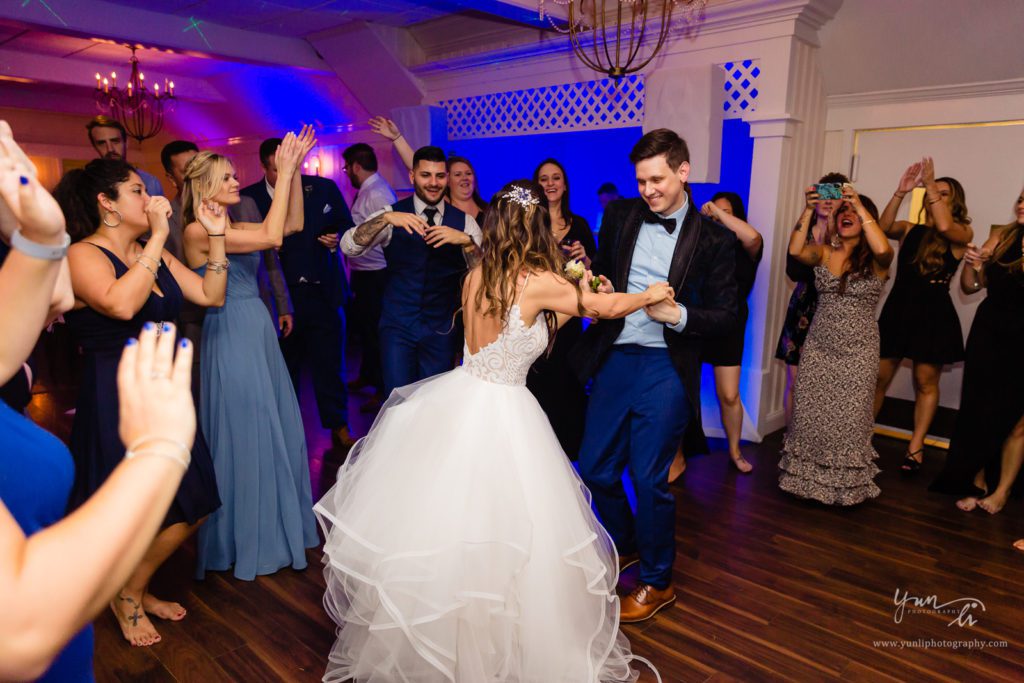 Wedding at Three Village Inn-Long Island Wedding Photographer-Yun Li Photography