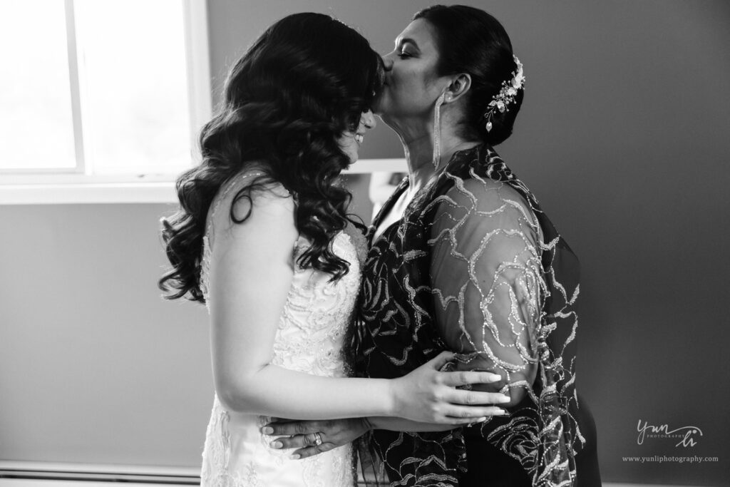 Bride and mom-Long Island Wedding Photographer-Yun Li Photography