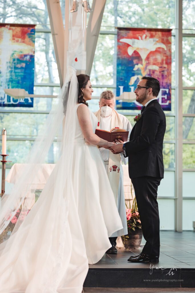 Wedding Ceremony at Parish of the Holy Cross - Long Island Wedding Photography - Yun Li Photography