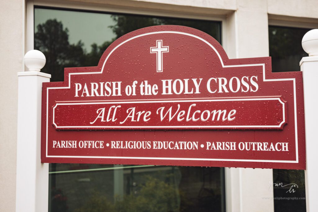 Wedding Ceremony at Parish of the Holy Cross - Long Island Wedding Photography - Yun Li Photography