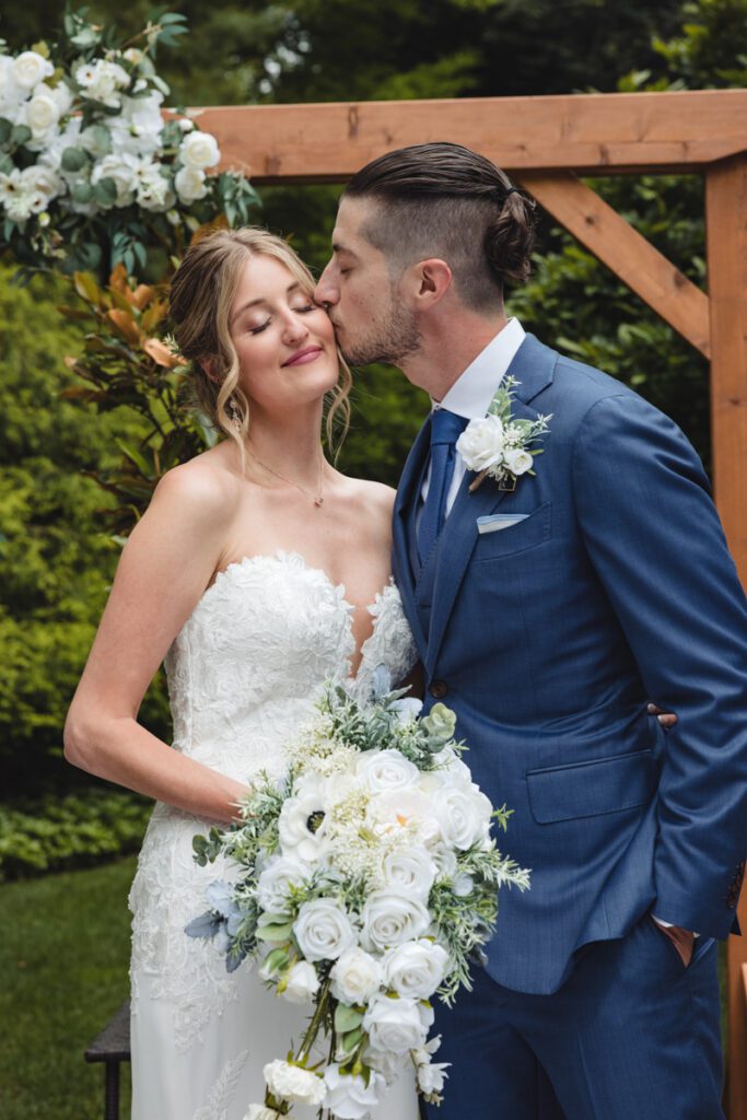 Backyard Wedding Ceremony - Long Island Wedding Photography - Yun Li Photography