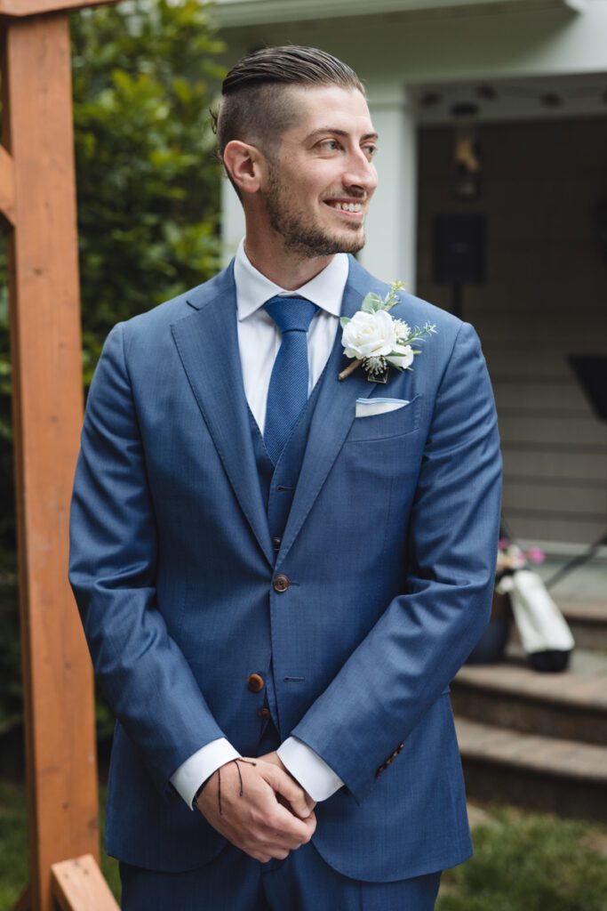 Backyard Wedding Ceremony - Long Island Wedding Photography - Yun Li Photography