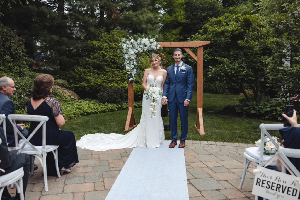 Backyard Wedding Ceremony - Long Island Wedding Photography - Yun Li Photography