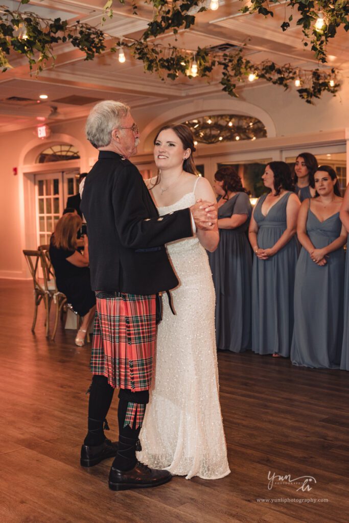 Wedding at The Vineyards at Aquebogue - Long Island Wedding Photographer - Yun Li Photography