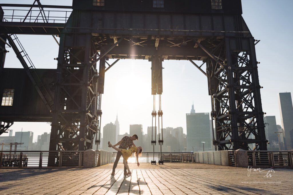 Engagement Picture at Gantry Plaza State Park - Long Island Wedding Photographer - Yun Li Photography