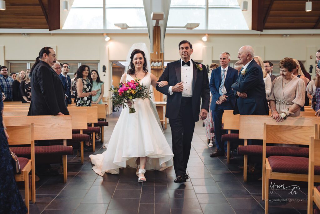 Wedding Ceremony at Parish of the Holy Cross - Long Island Wedding Photography - Yun Li Photography