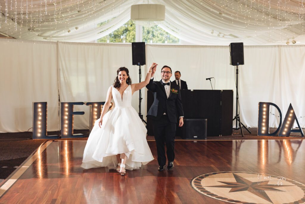 Wedding at Flowerfield Celebrations in St. James - Long Island Wedding Photographer - Yun Li Photography