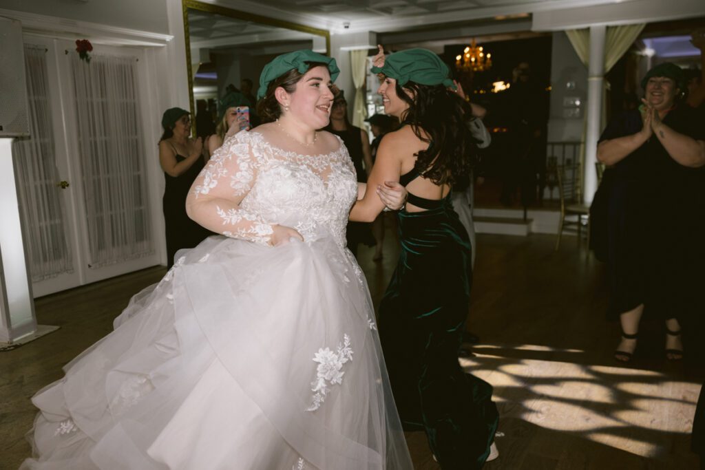 Wedding at Sea Cliff Manor - Long Island Wedding Photographer - Yun Li Photography