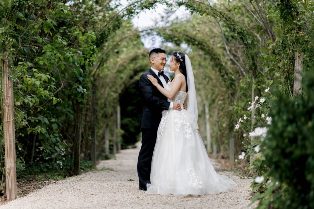Pre-wedding photos at Planting Fields Arboretum - Long Island Wedding Photographer - Yun Li Photography