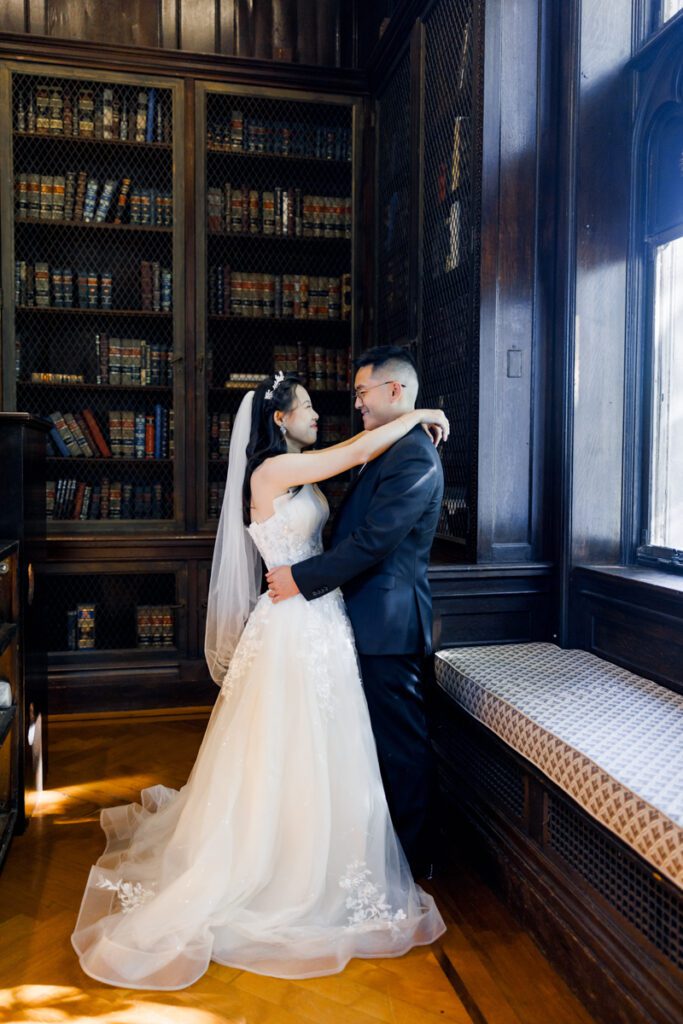 Pre-wedding photo session at Sand's Point Preserve - Long Island Wedding Photographer - Yun Li Photography