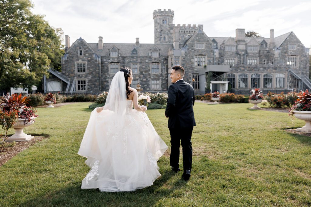 Pre-wedding photo session at Sand's Point Preserve - Long Island Wedding Photographer - Yun Li Photography