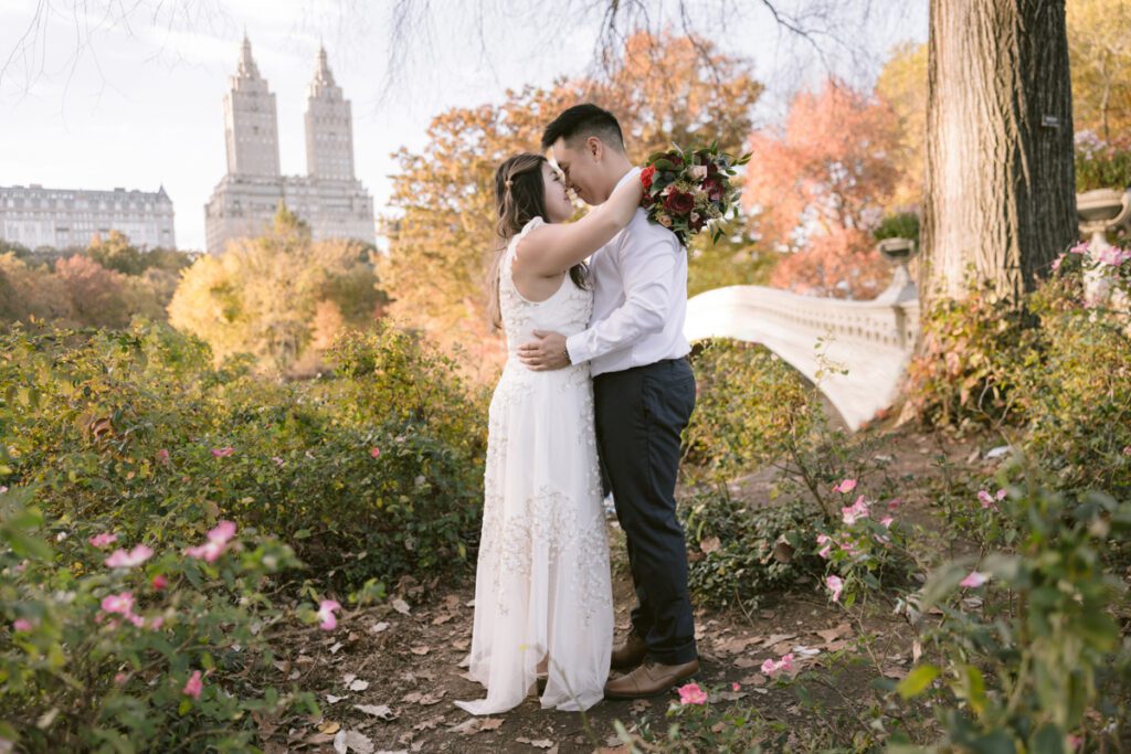 Engagement Pictures at Central Park - Long Island Wedding Photographer - Yun Li Photography