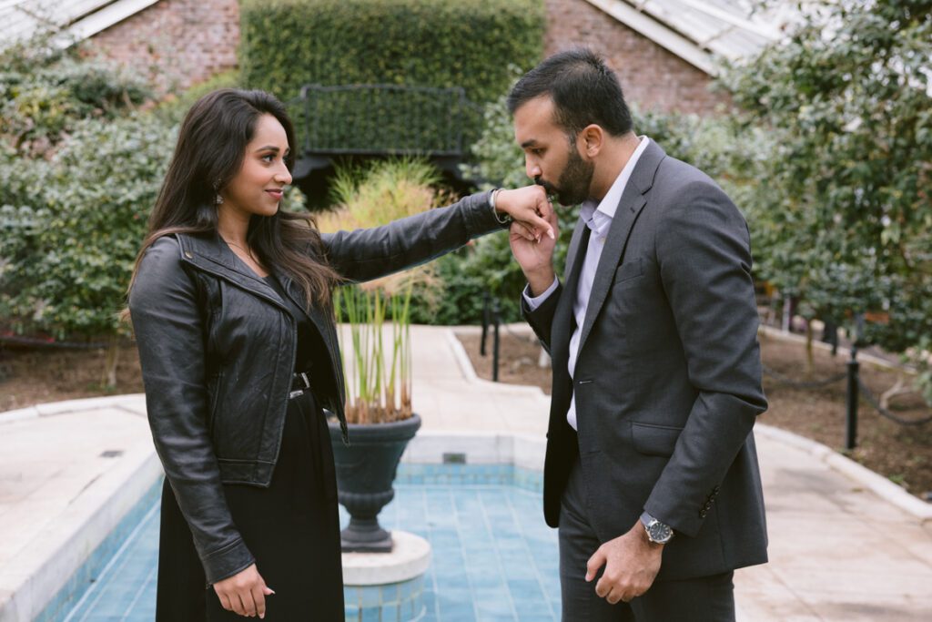 Surprise proposal/Engagement picture at Planting Fields - Long Island Wedding Photographer