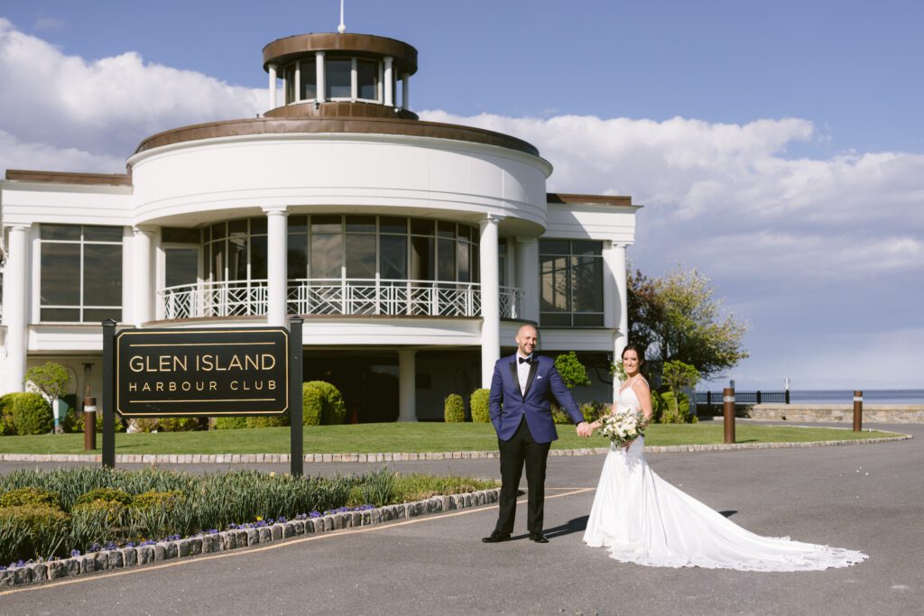 Wedding at Glen Island Harbour Club - New York Wedding Photographer