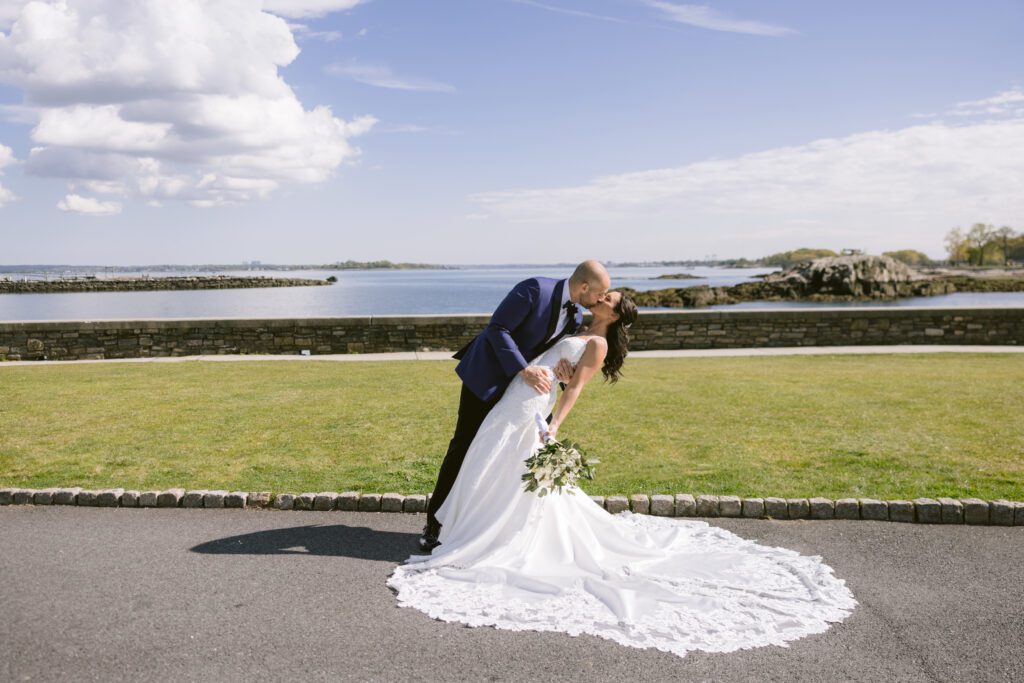 Wedding at Glen Island Harbour Club - New York Wedding Photographer