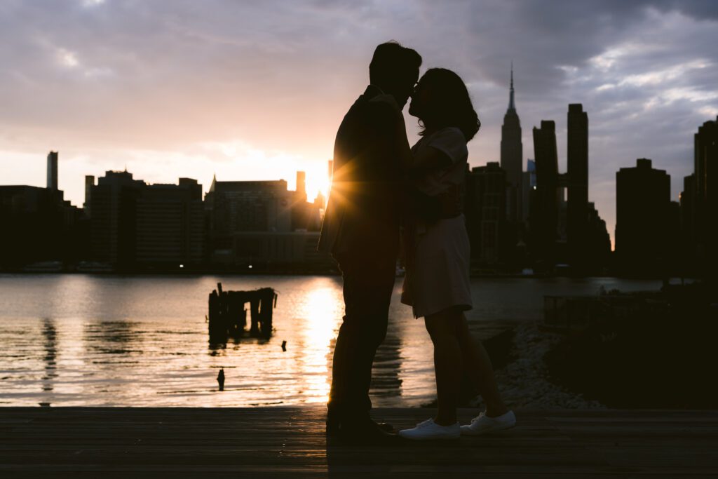 Engagement Picture at Gantry Plaza State Park - New York Wedding Photographer - Yun Li Photography