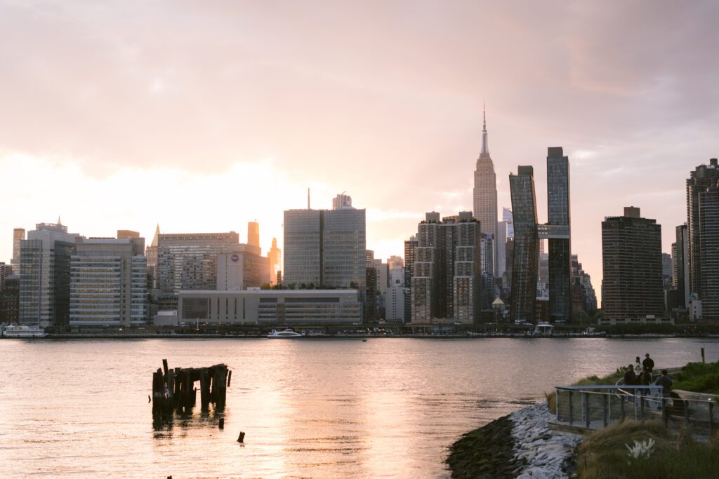 Engagement Picture at Gantry Plaza State Park - New York Wedding Photographer - Yun Li Photography