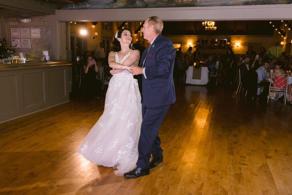Wedding at Old Field Club - Long Island Wedding Photographer - Yun Li Photography