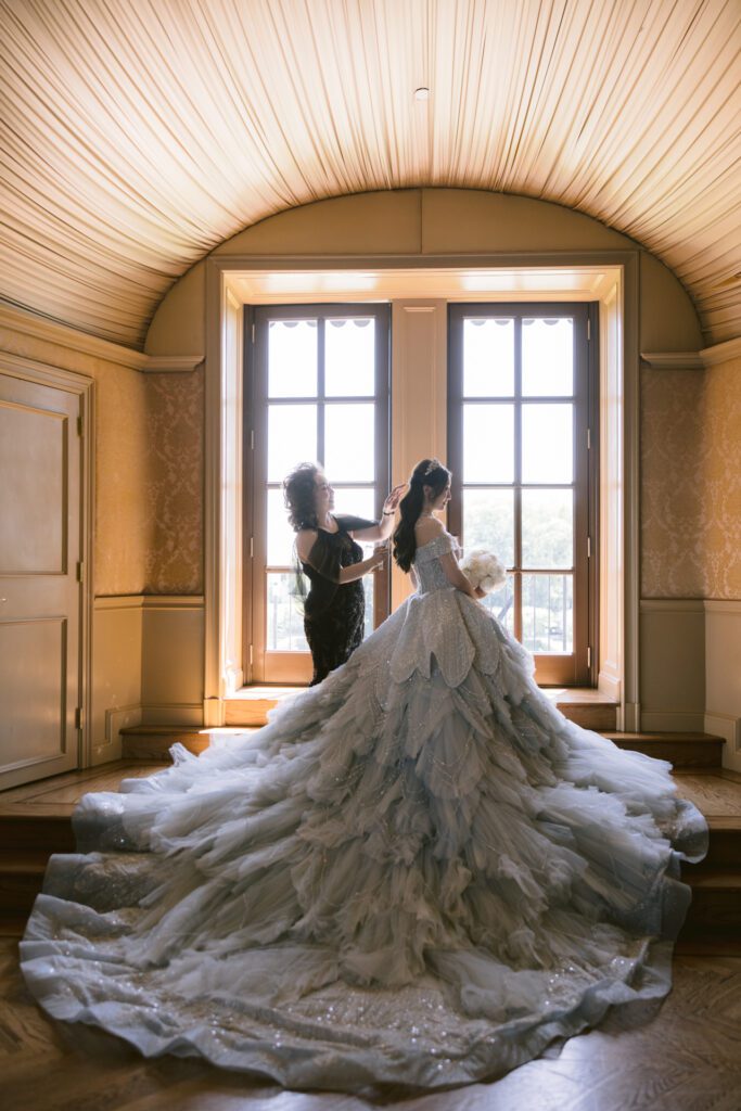 Wedding dress by The Atelier at Oheka Castle - New York Wedding Photographer - Yun Li Photography