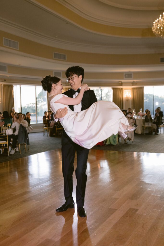 Wedding at Oheka Castle - New York Wedding Photographer - Yun Li Photography