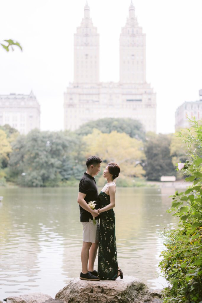 Pre-wedding Picture at Central Park - New York Wedding Photographer