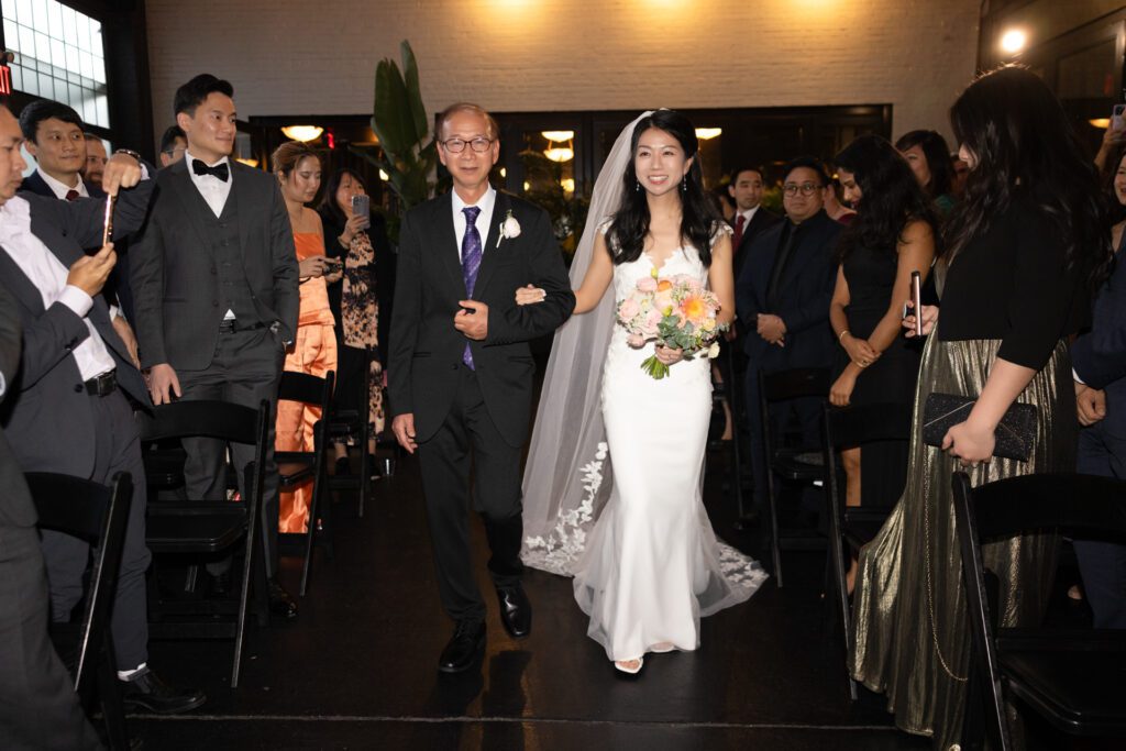 Wedding at 501 Union in Brooklyn - New York Wedding Photographer