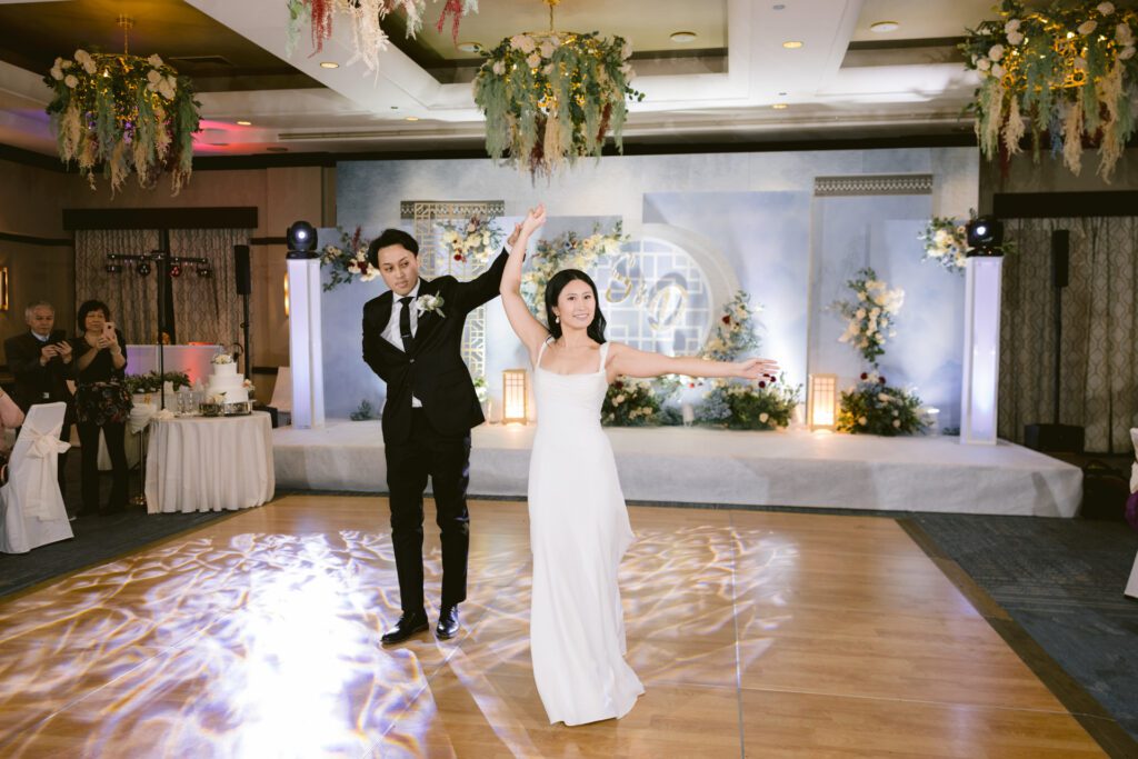 Wedding at Sheraton LaGuardia East Hotel - Long Island Wedding Photographer - Yun Li Photography