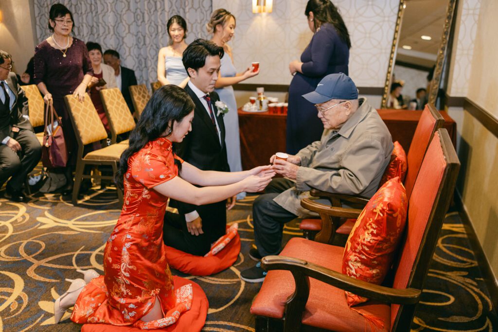 Wedding at Sheraton LaGuardia East Hotel - Long Island Wedding Photographer - Yun Li Photography