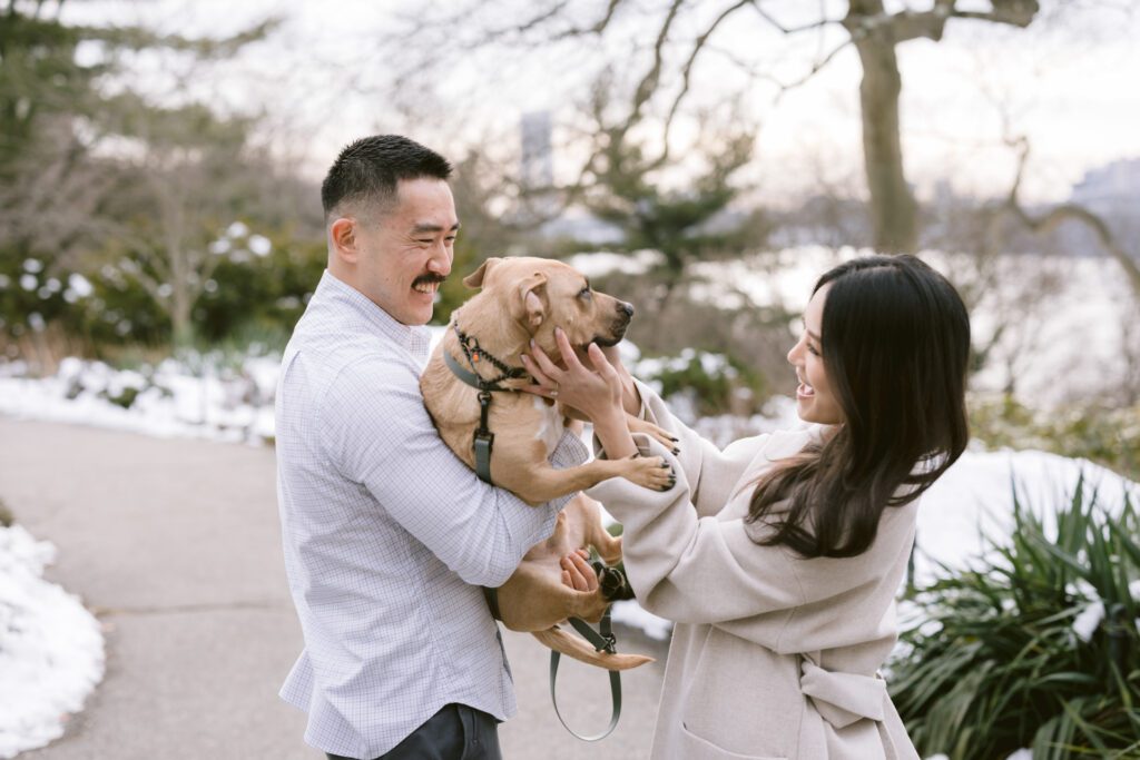 Engagement Pictures at Fort Tyron Park - New York Wedding Photographer - Yun Li Photography