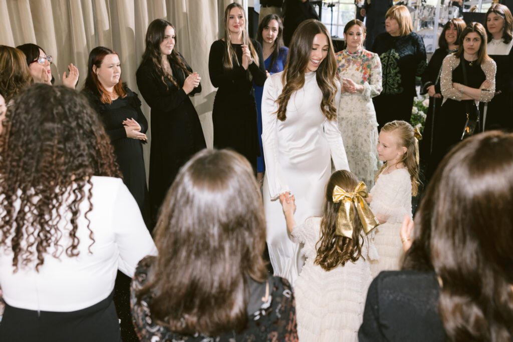 Orthodox Jewish Wedding at Falkirk Estate and Country Club - New York Wedding Photographer - Yun Li Photography