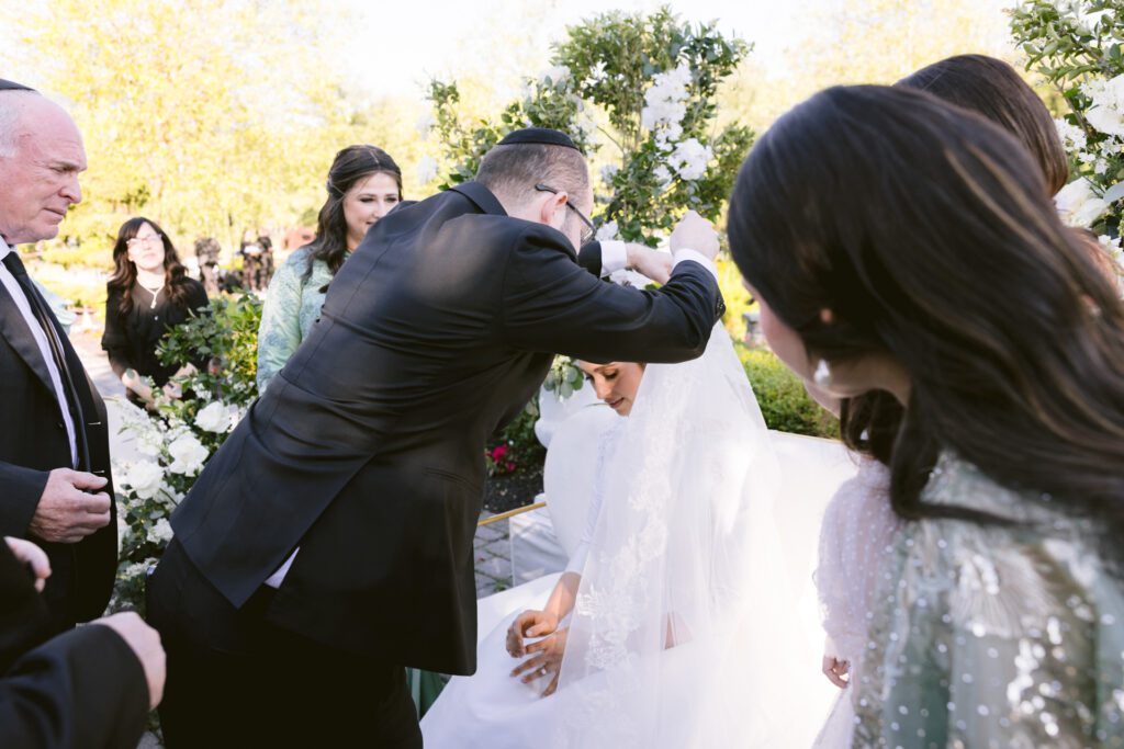 Orthodox Jewish Wedding at Falkirk Estate & Country Club - New York Wedding Photographer - Yun Li Photography