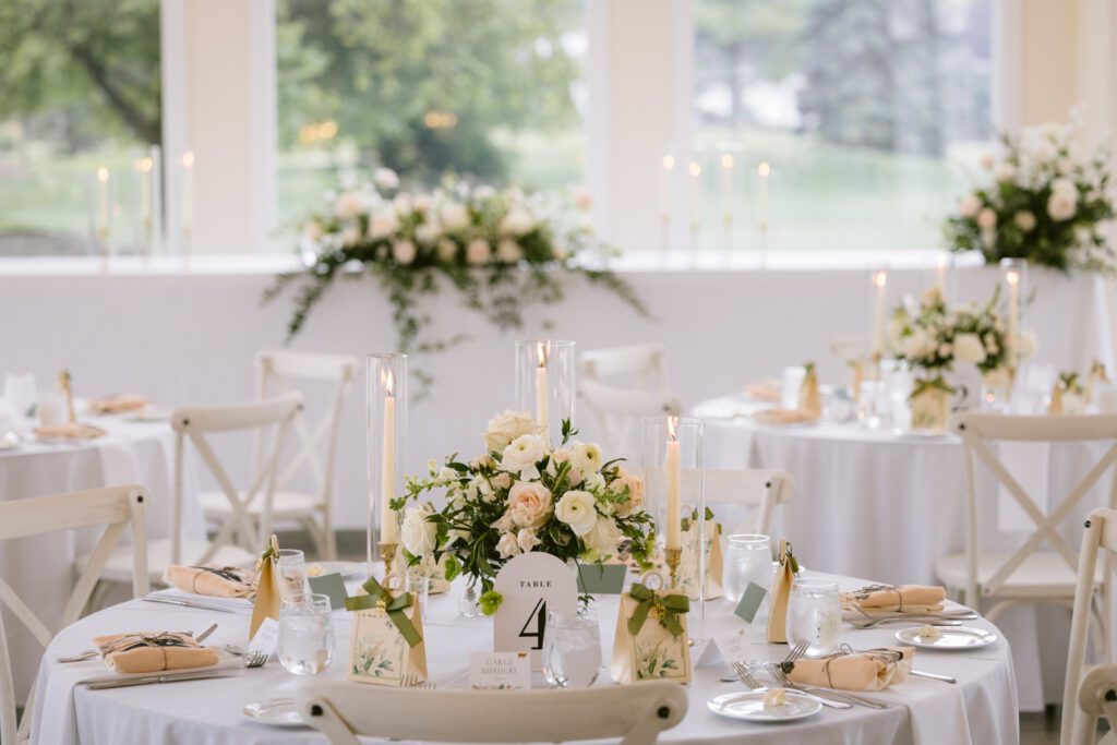 Wedding at Inn Walden in Aurora Ohio - Cleveland Wedding Photographer - Yun Li Photographer