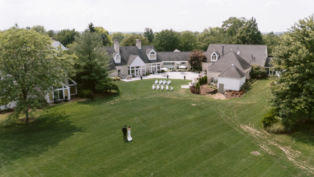 Wedding at Inn Walden in Aurora Ohio - Cleveland Wedding Photographer - Yun Li Photographer