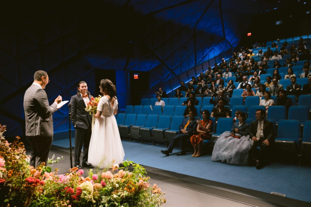 Wedding at Museum of the Moving Image - New York Wedding Photographer - Yun Li Photography