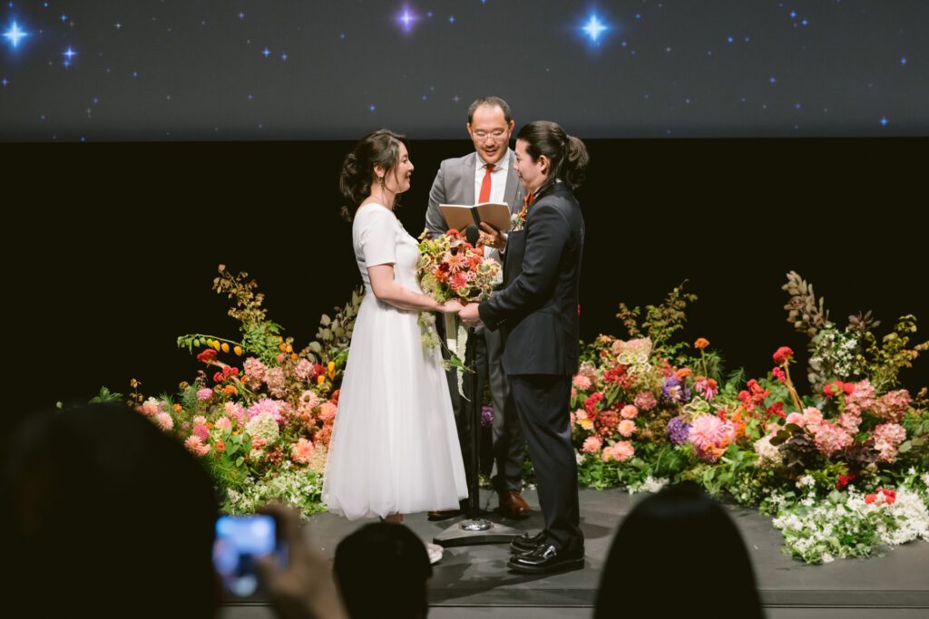 Wedding at Museum of the Moving Image - New York Wedding Photographer - Yun Li Photography