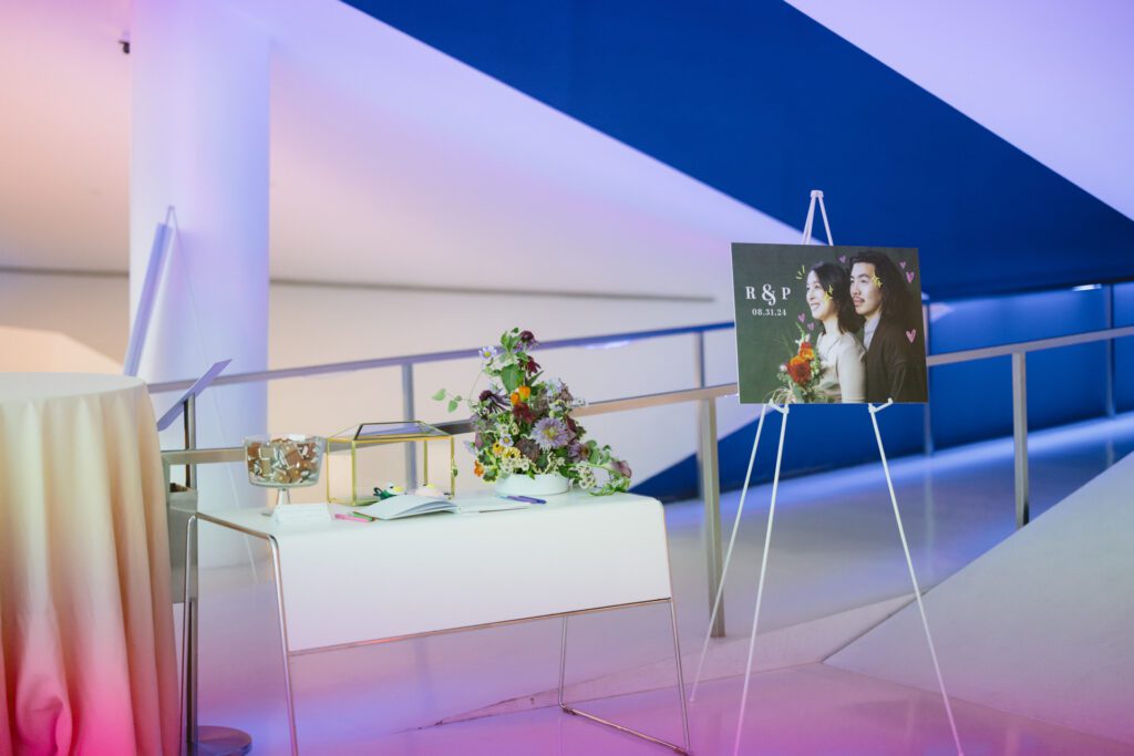 Wedding at Museum of the Moving Image - New York Wedding Photographer - Yun Li Photography