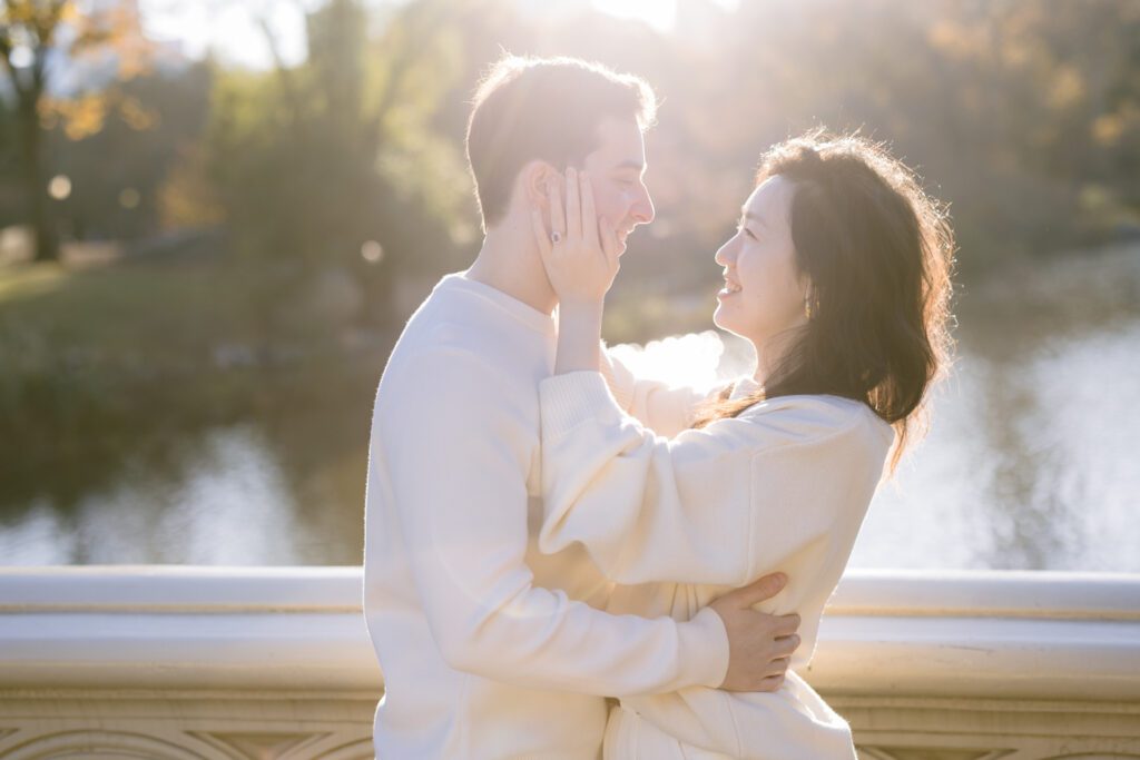 Engagement Photo at Central Park - New York Wedding Photographer - Yun Li Photography