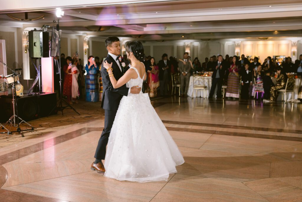 Wedding at Glen Island Harbour Club - New York Wedding Photographer - Yun Li Photography