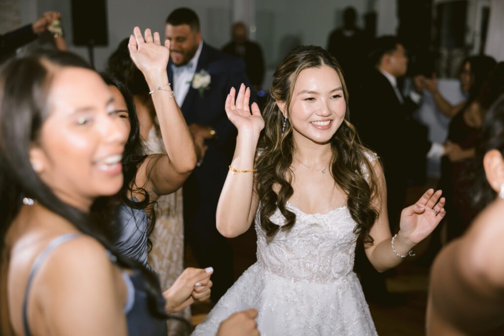 Wedding at Sea Cliff Manor - Long Island Wedding Photographer - Yun Li Photography