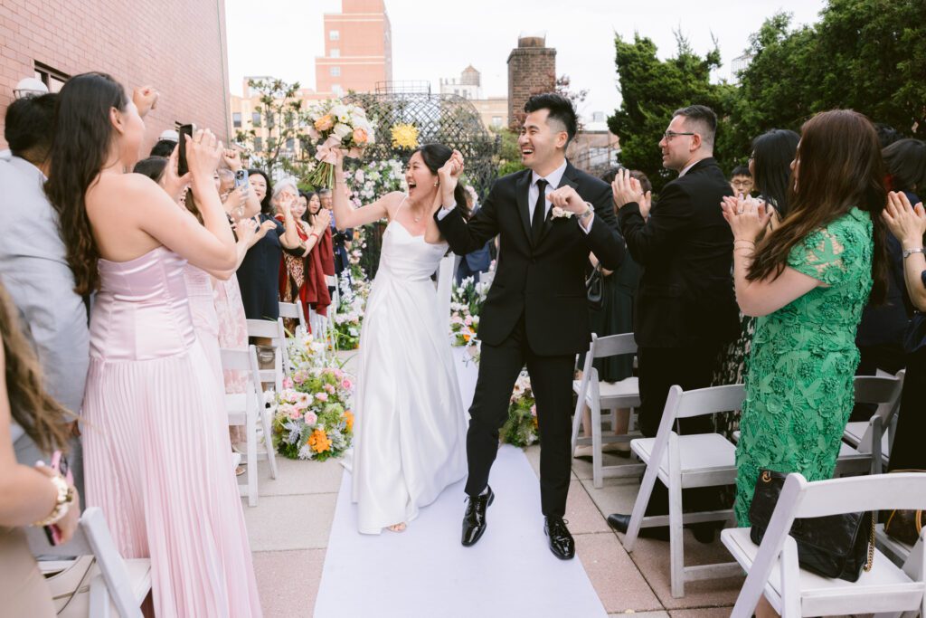 Wedding at Sheraton LaGuardia East Hotel - New York Wedding Photographer - Yun Li Photography