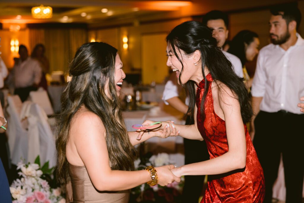 Wedding at Sheraton LaGuardia East Hotel - New York Wedding Photographer - Yun Li Photography