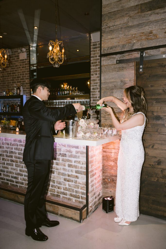 Wedding at Ravel Hotel in Long Island City - New York Wedding Photographer - Yun Li Photography