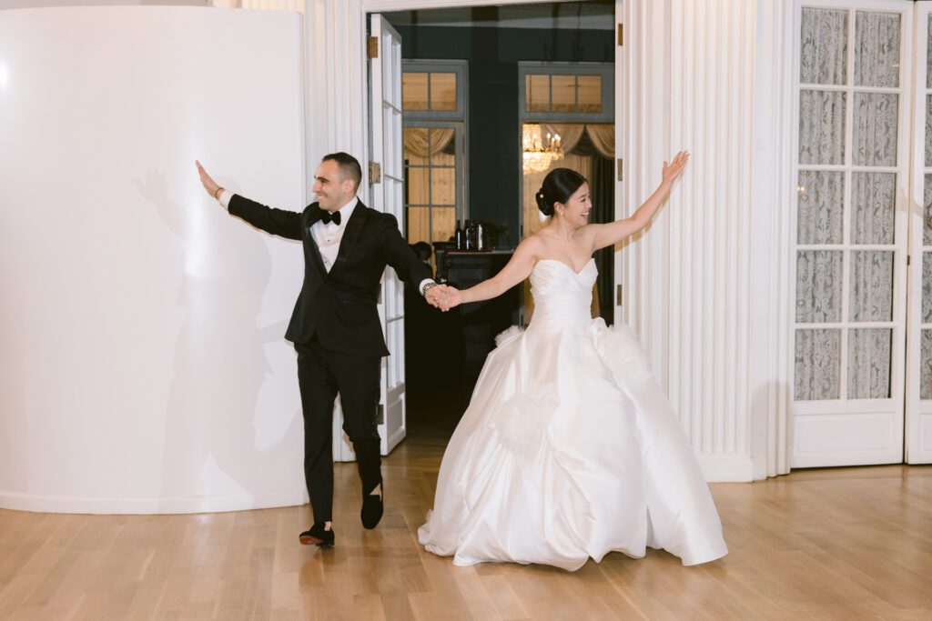 Wedding at the Mansion at Glen Cove - Long Island Wedding Photographer - Yun Li Photography