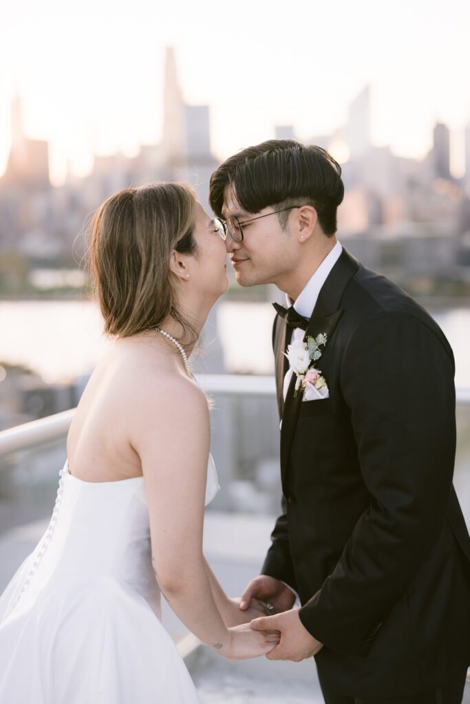 Wedding at Ravel Hotel in Long Island City - New York Wedding Photographer - Yun Li Photography