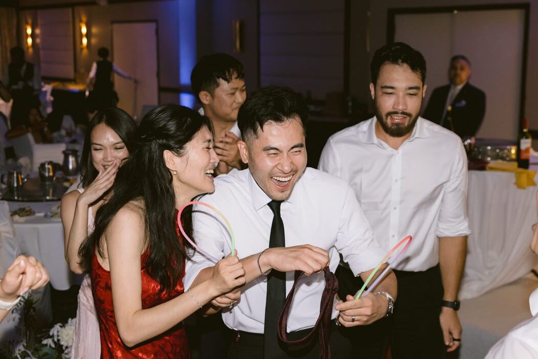 Wedding at Sheraton LaGuardia East Hotel - New York Wedding Photographer - Yun Li Photography